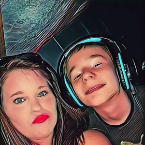 Meet your Posher, Brittney